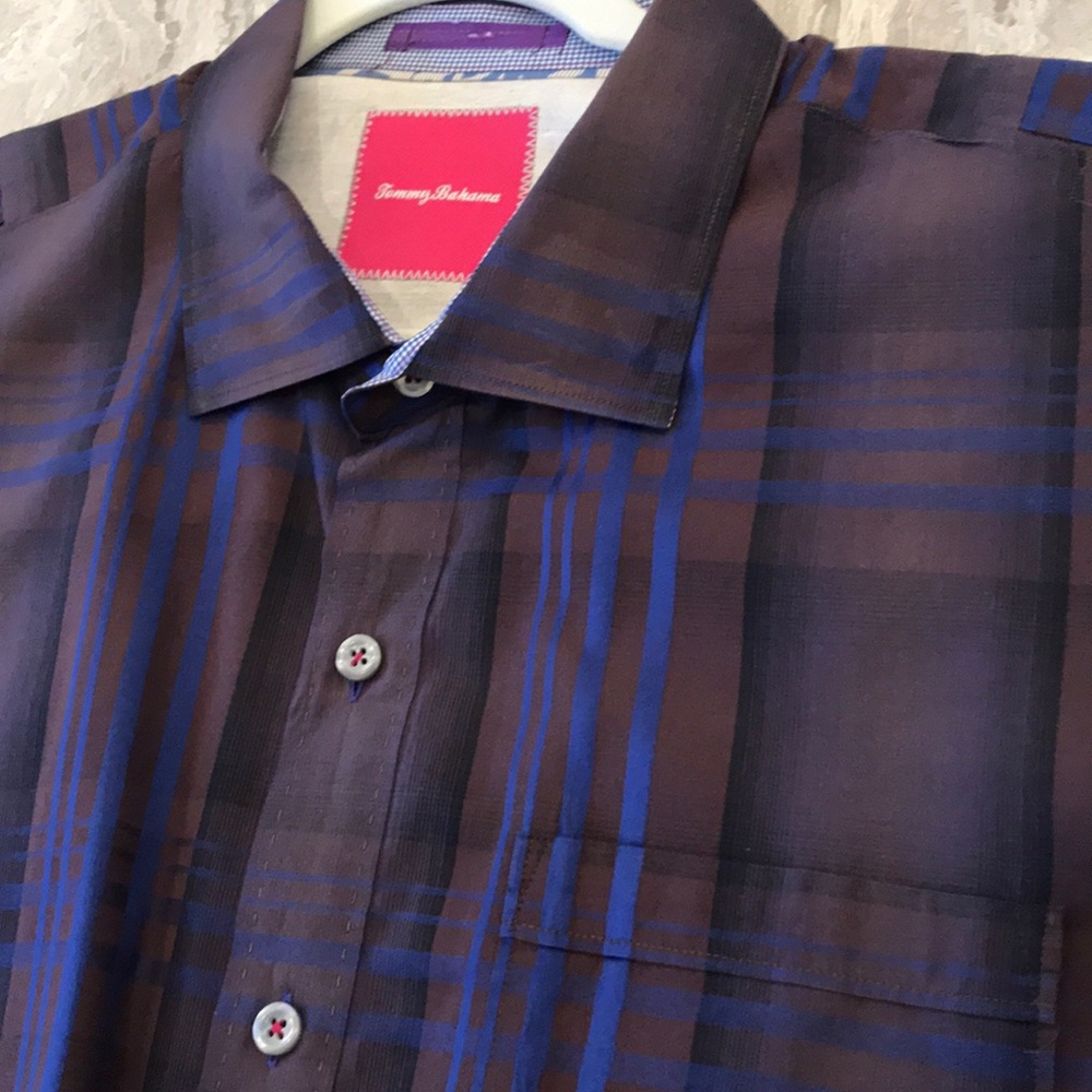 Tommy Bahama long sleeve button up shirt